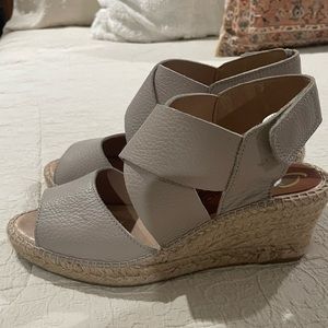 Leather sandals